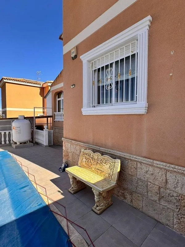Pool - Chalet with Pool and Terrace in Cox