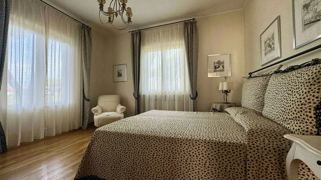Maison 8 pièces à IT