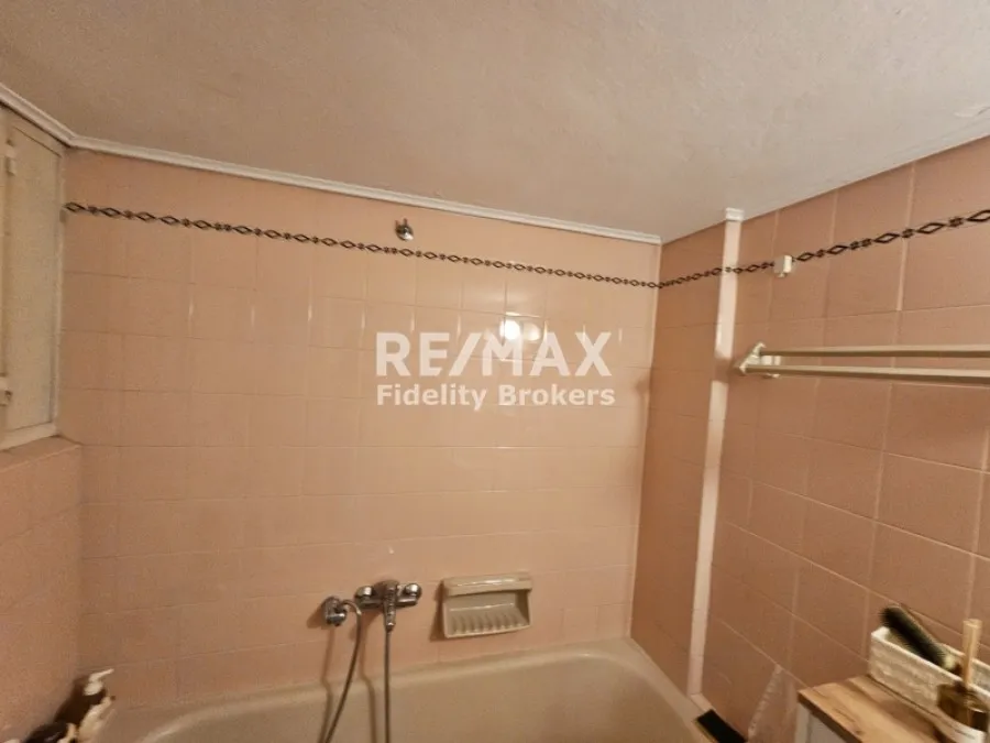 Vannitoad - Apartment with Sea View in Glyfada Centre