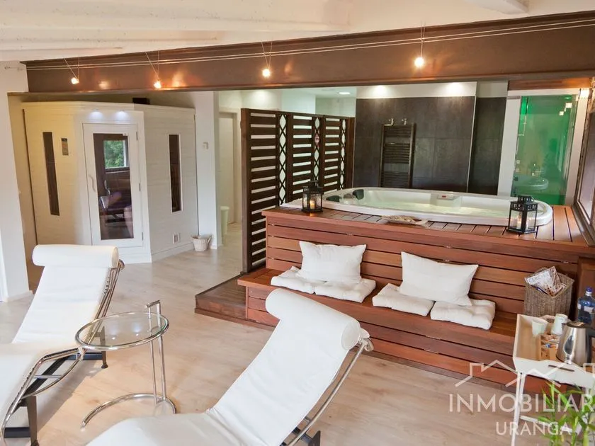 Pièces - Historic Chalet with Spa in Badames, Cantabria