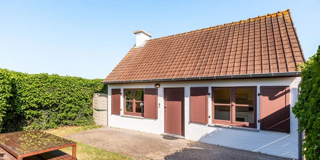 Extérieur - Villa de Vacances avec Parking Privé à Koksijde