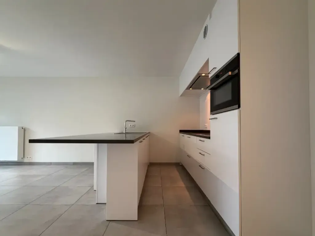 Kitchen - Ground Floor Apartment with Terrace in Veurne Centre