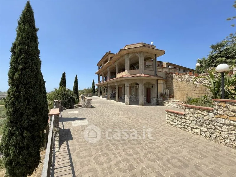 Extérieur - Villa with Multiple Apartments in Ravanusa
