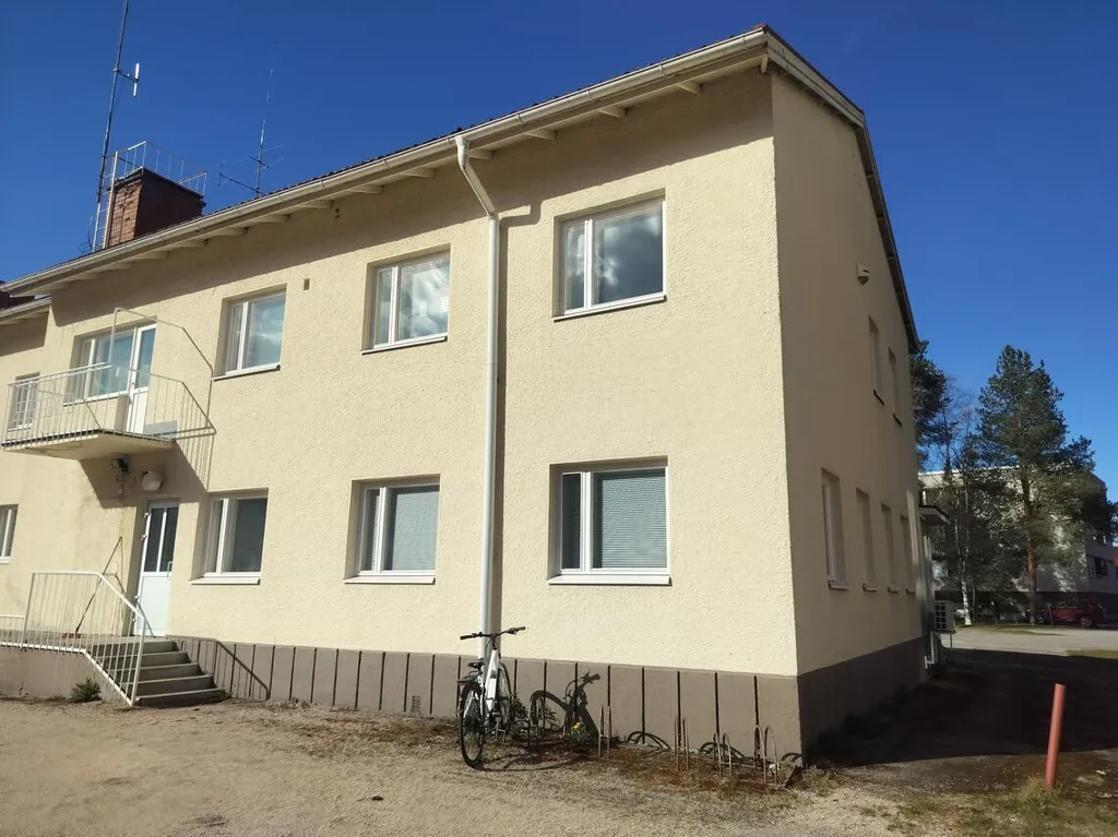 Välivaade - Compact Triangular House in Nivala Centre