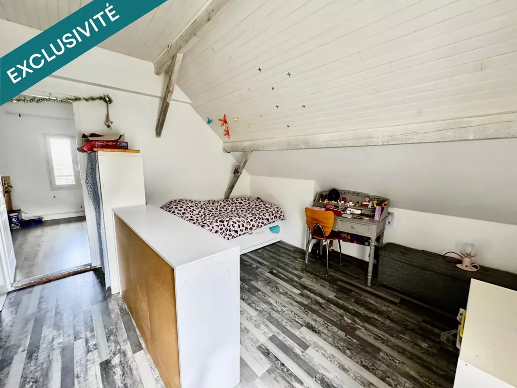 Magamistoad - Three-Bedroom House with Garden in Bonnières-sur-Seine