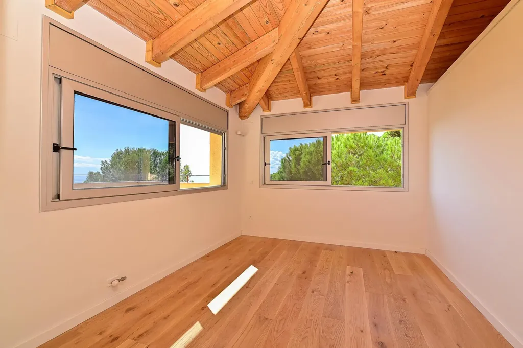 Toad - Detached Villa with Sea Views in Punta Brava