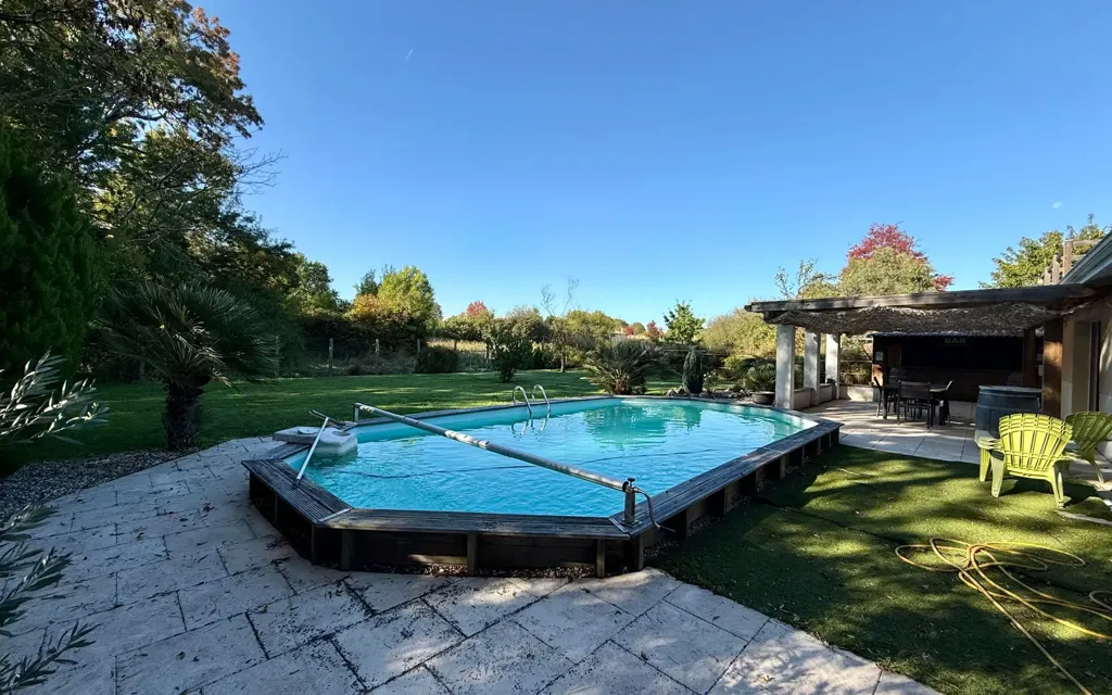 Piscine - Bungalow avec piscine à Saint-Loubès