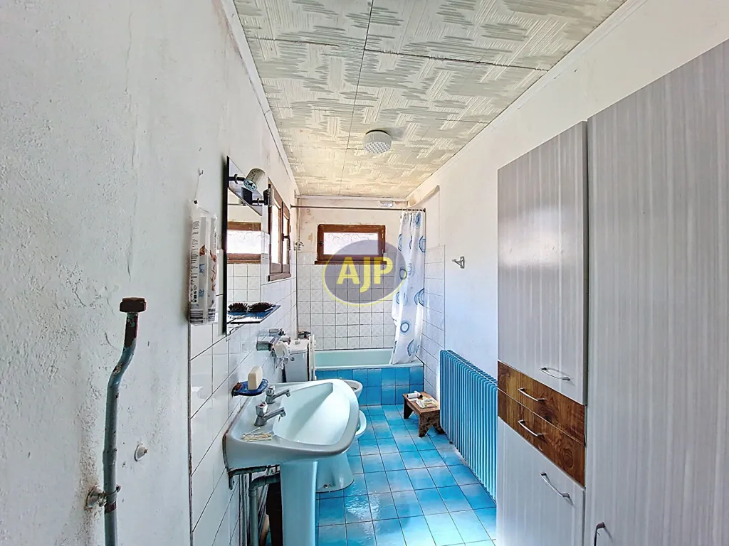 Salles de bain - Maison de 3 Pièces au Centre de Mérignac
