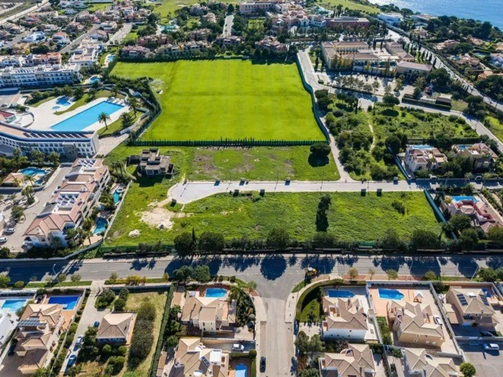 Õhuvaade - Development Land with Beach Proximity in Lagos