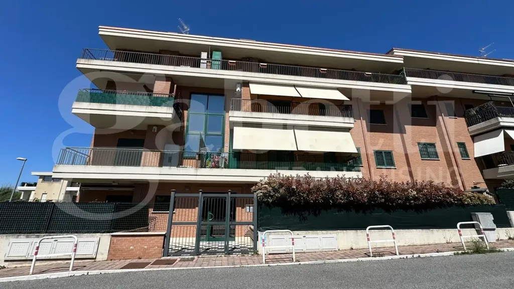 Extérieur - Apartment with Balcony in Via Anagnina, Rome