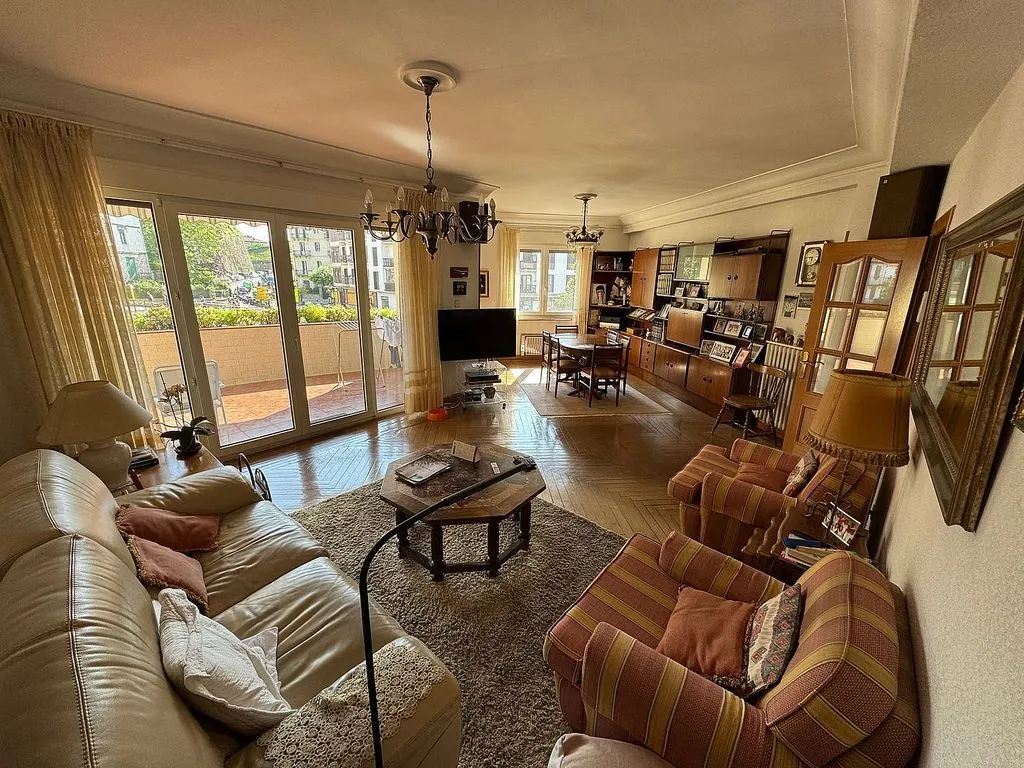 Elutuba - Spacious Flat with Terrace in Hondarribia