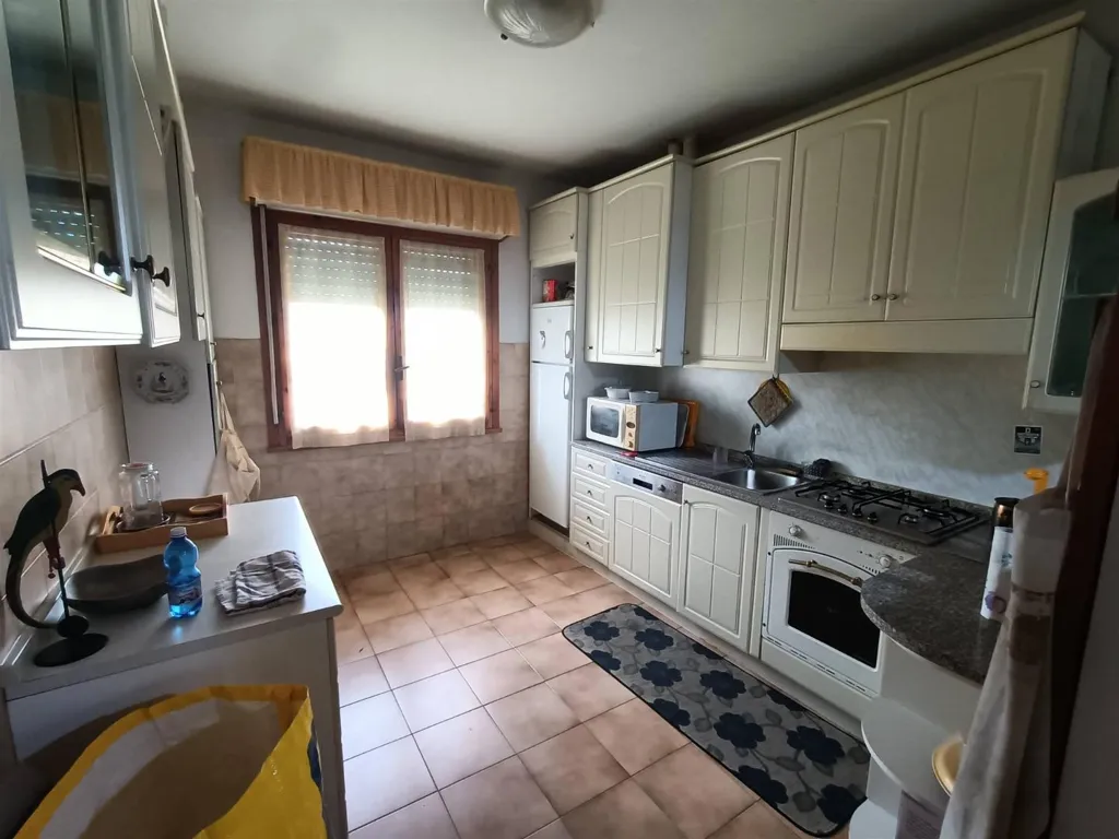 Cucina - Appartamento con tre terrazze a Figline e Incisa Valdarno