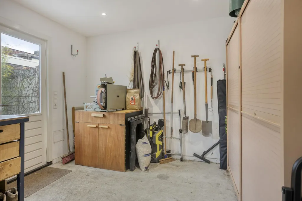 Utility Room - Characterful Semi-detached House with Garden in Tilburg