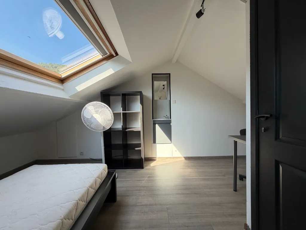 Camere da letto - Renovated Student Room in Shared House