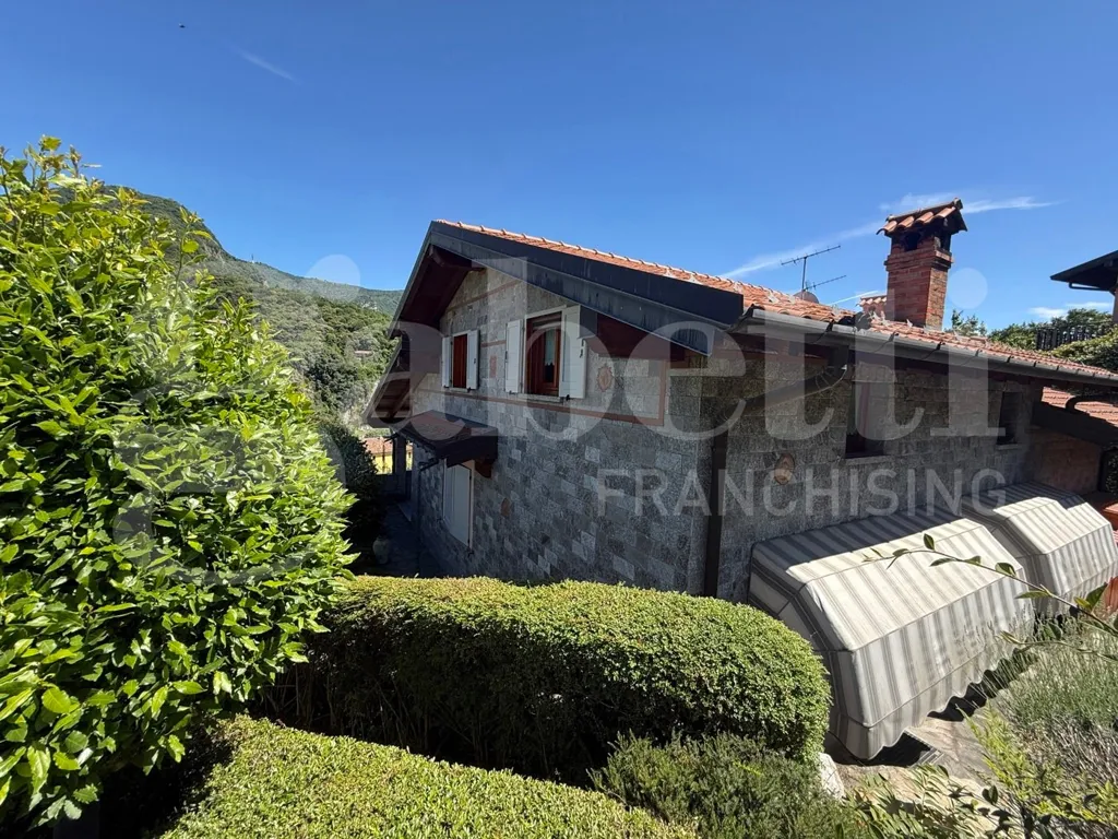 Esterno - Panoramic Villa with Garden in Asso (CO)