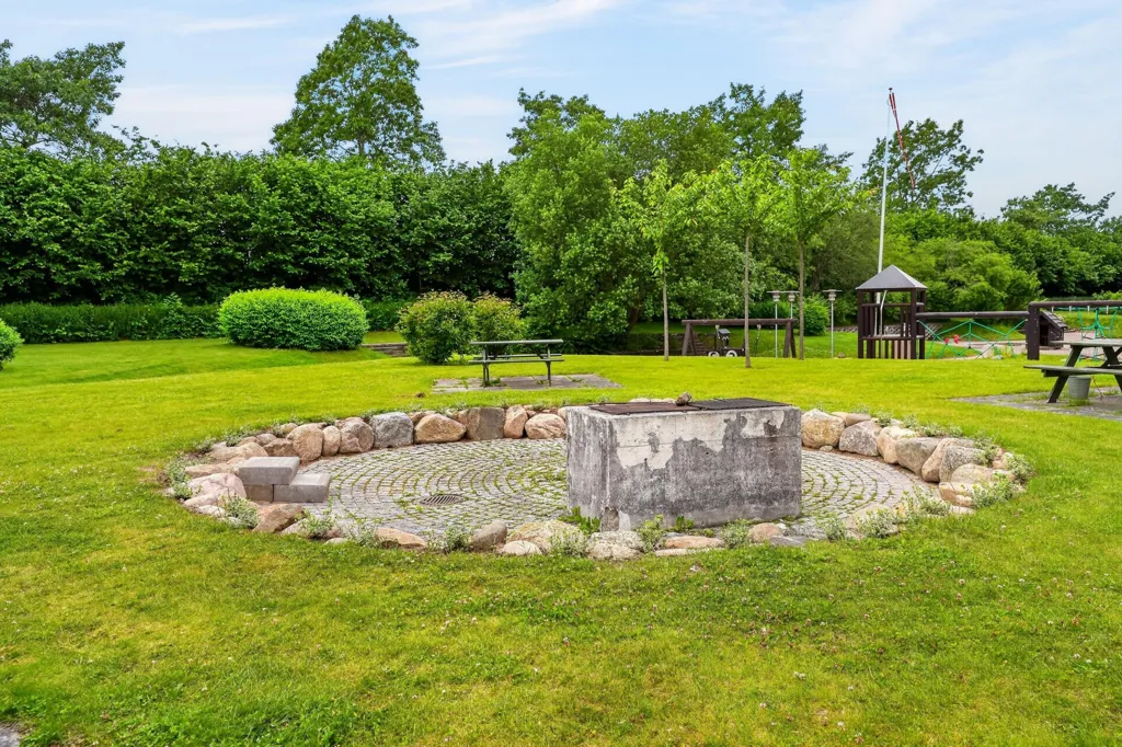 Aed - 3-Room Apartment with Garden View in Blåbærhaven