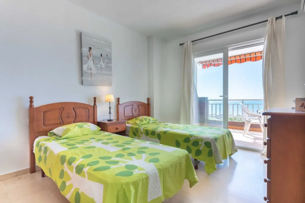 Magamistoad - Beachfront Flat with Terrace in Los Boliches