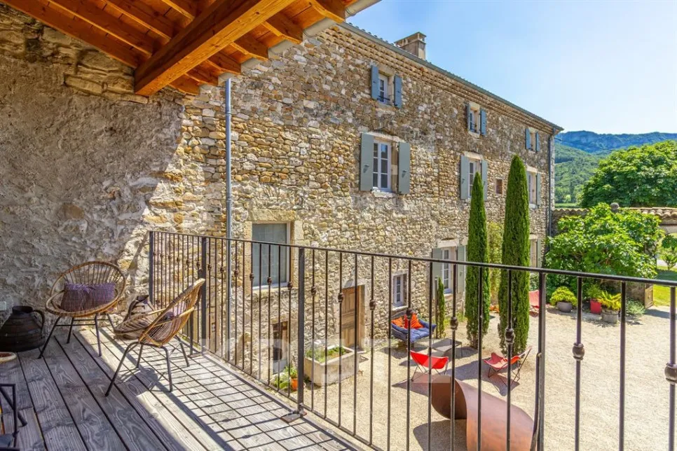 Terrass - Patrimonial Home with Pool in Drôme Provençale