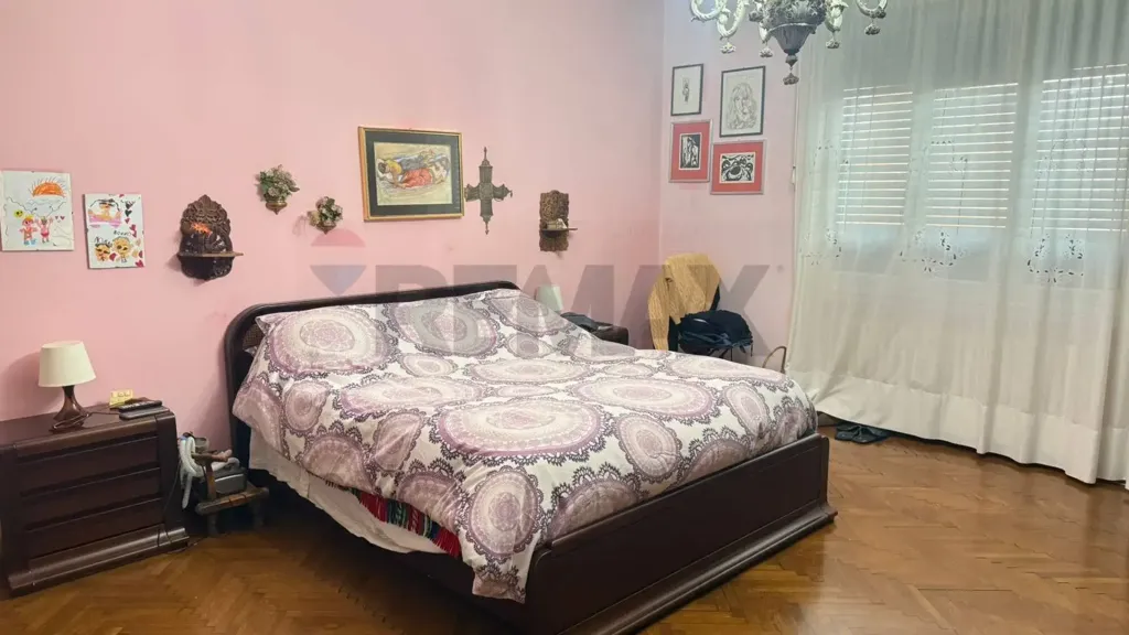 Bedrooms - Villa with 1,200m² Garden in Adria