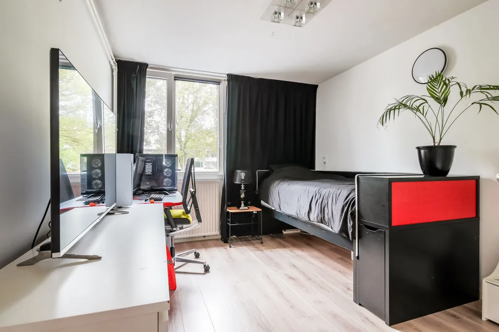 Chambres - Modern Corner House with Solar Panels in Atolwijk