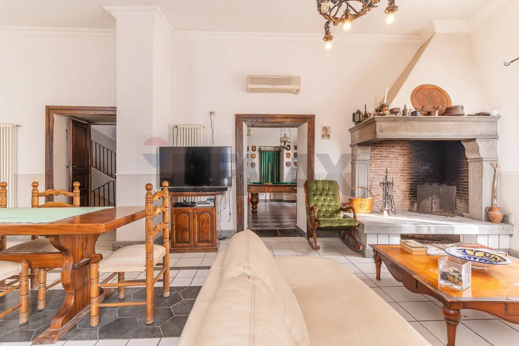 Elutuba - Historic Villa with Garden in San Castrese