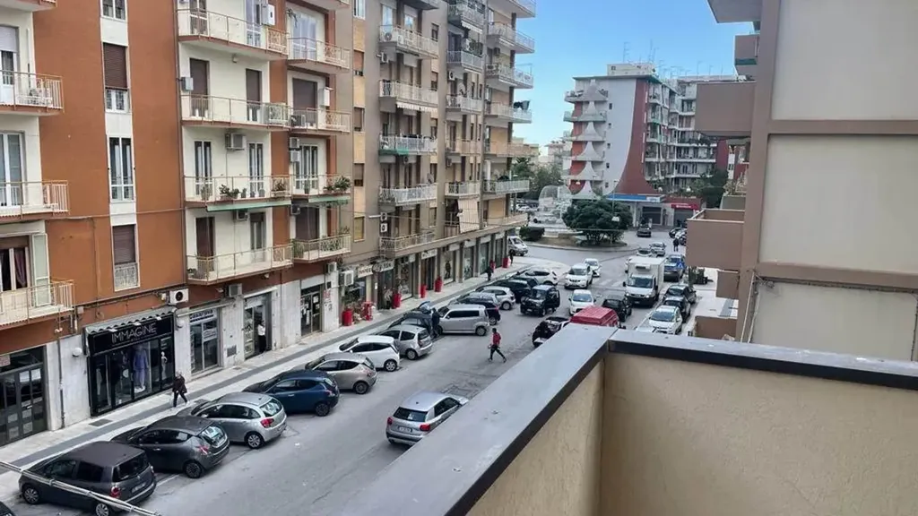 Balcon - 5-Room Apartment in Quiet Area, Siracusa