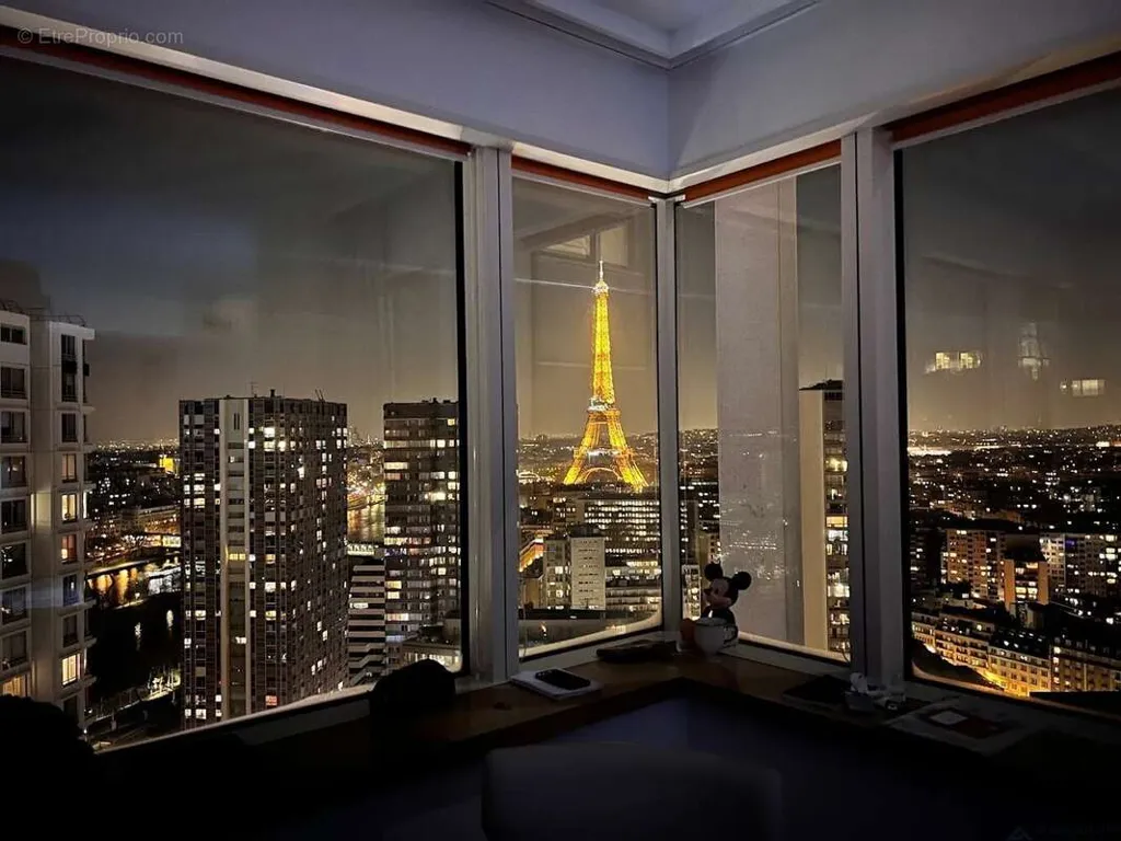 Balcon - Appartement T1 en Résidence de Tourisme à Paris 15e