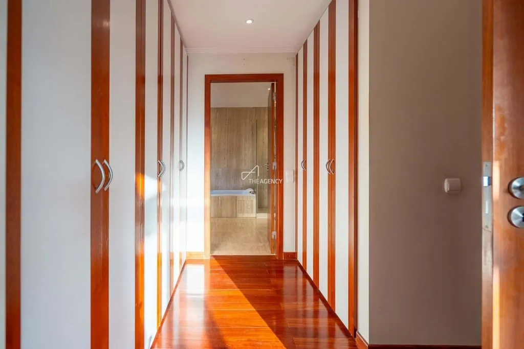 Pièces - Luxury Villa with Pool in Guia, Lisbon