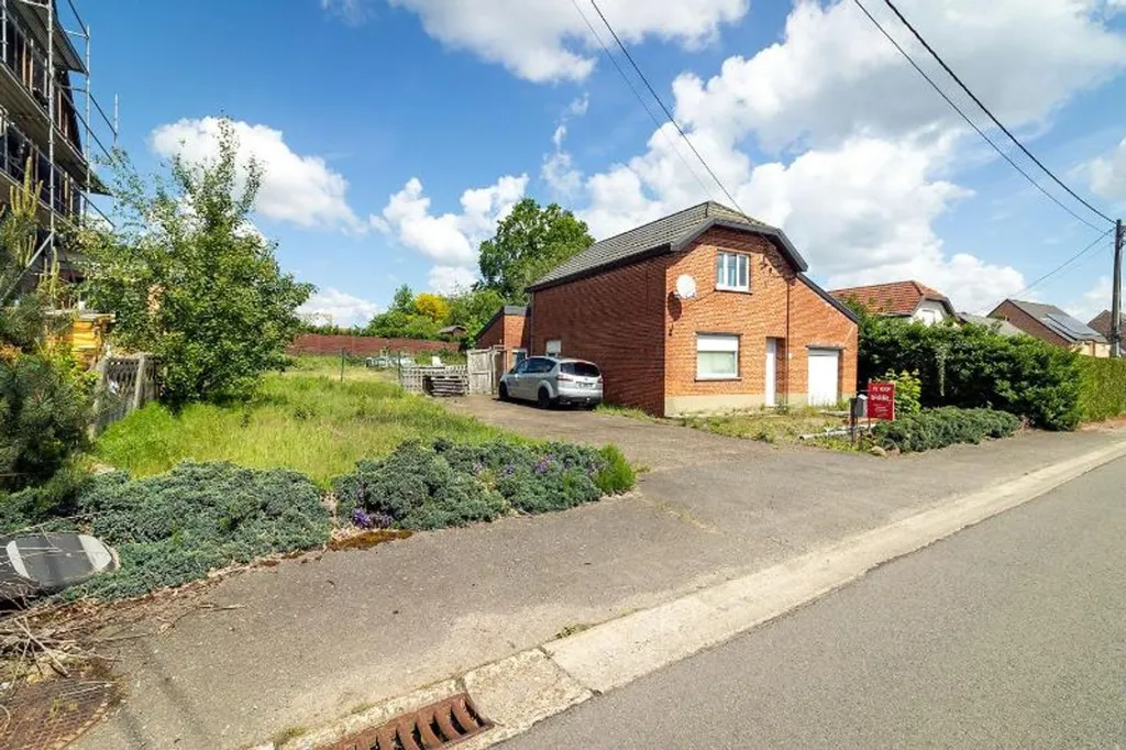 Aed - House with Garden in Testelt