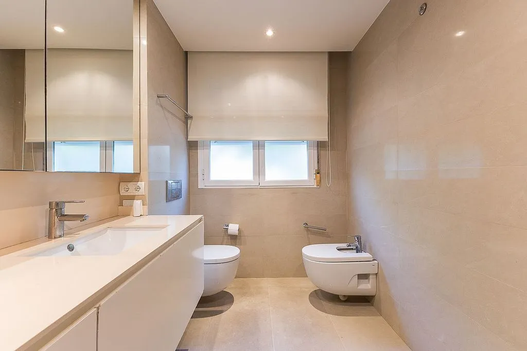 Salles de bain - Terraced Semi-Detached House in Picanya