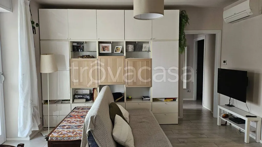 Soggiorno - Fully Rented Flat with Balcony in Torino