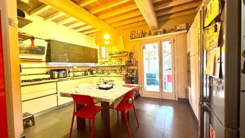 Cuisine - Rustic Tuscan Casale with Garden in Vinci