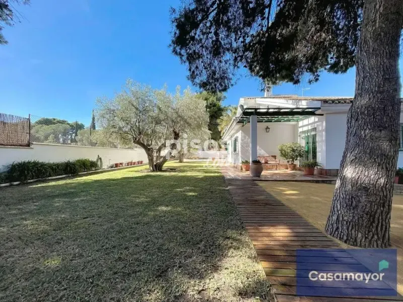 Jardin - Chalet with Pool in Vistahermosa