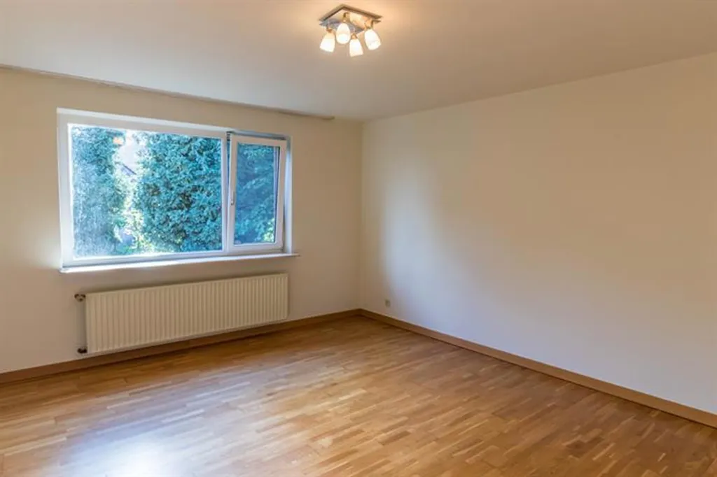 Toad - Spacious Villa with Garden in Tervuren