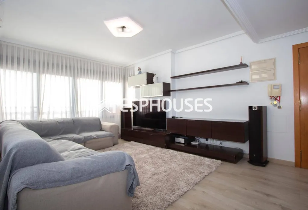 Elutuba - Penthouse with Sea View in Guardamar Playa