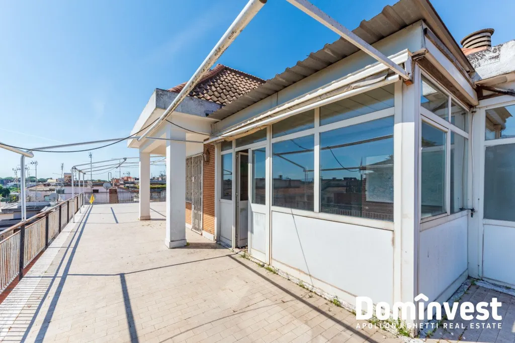Terrass - Attico with Panoramic Terrace in Via Aurelia