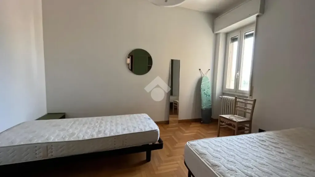 Chambres - Trilocale with Terrace in Pavia