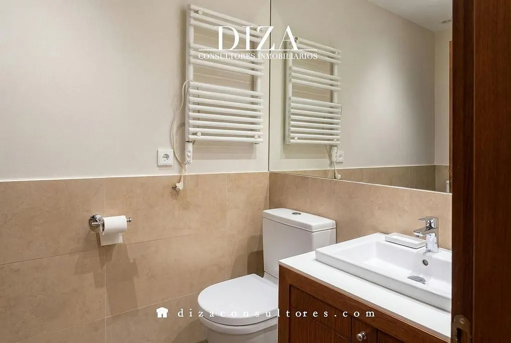 Vannitoad - Furnished Flat with Views in Salamanca, Madrid