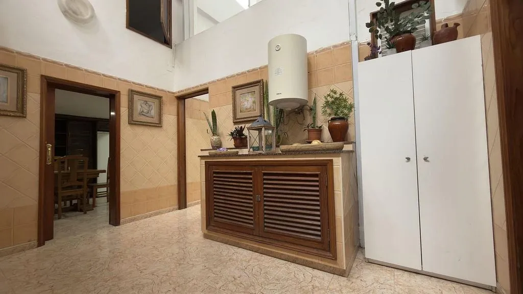 Esik - Chalet with Terrace in La Isleta