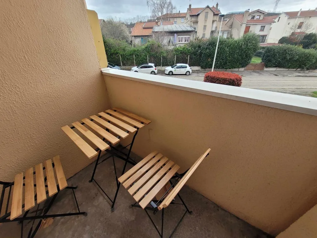 Rõdu - Refurbished Flat with Balconies in Urban Thévenon
