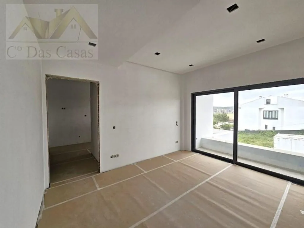 Pièces - Luxury Semidetached House with Pool in Loures
