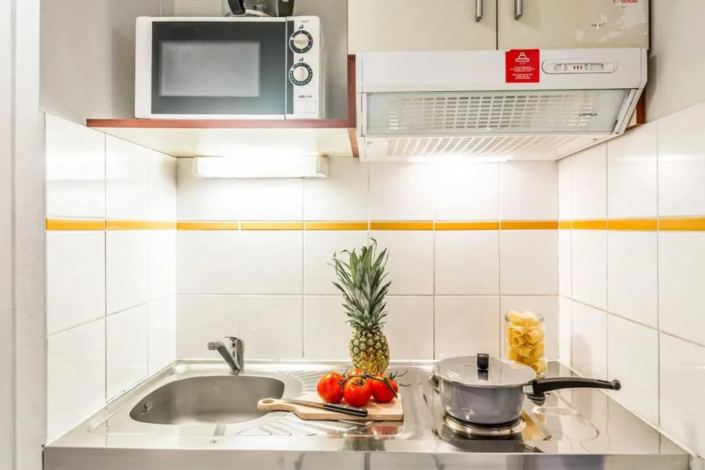 Kitchen - Studio with Parking near Le Havre Centre