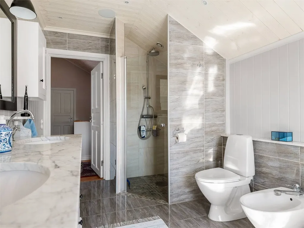 Vannitoad - Architectural Villa with Sea View in Lysekil