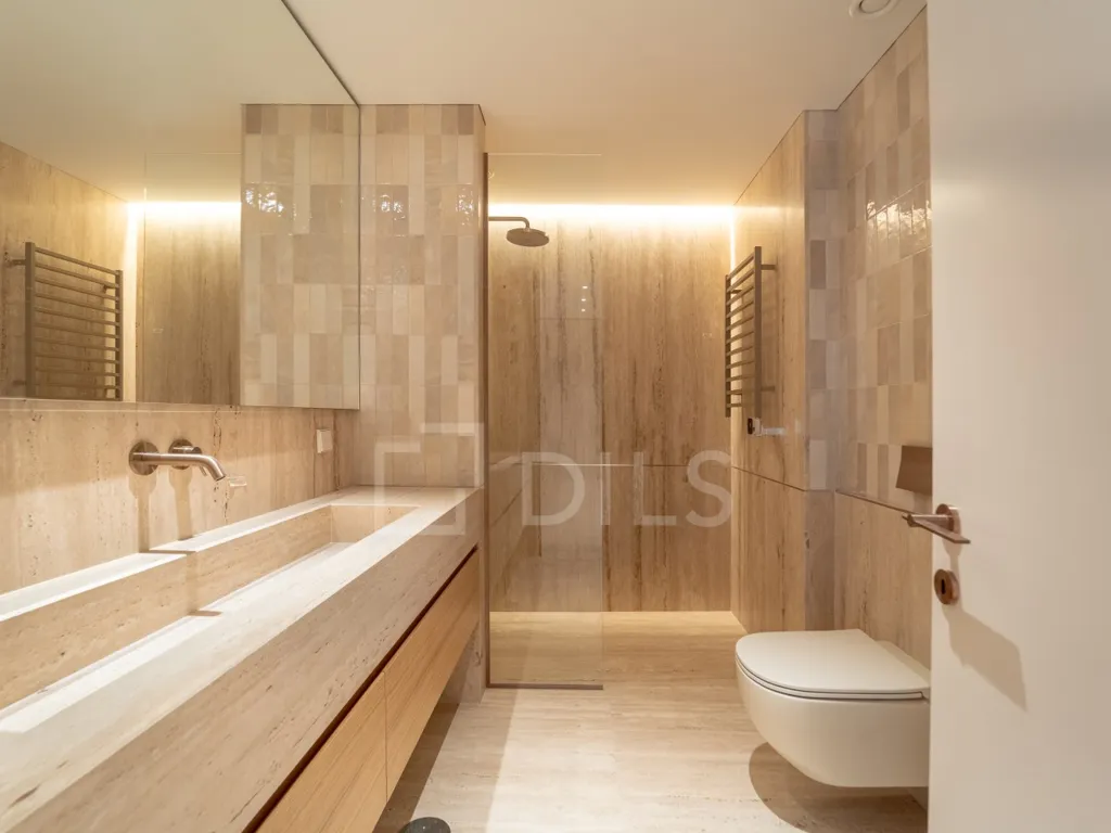 Vannitoad - Luxury Apartment with River Views in Porto