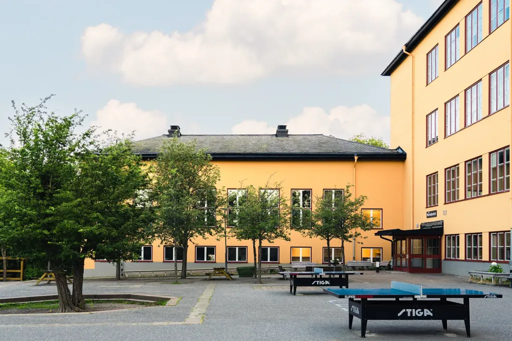 Jardin - Corner Flat with West-Facing Balcony in Norra Ängby