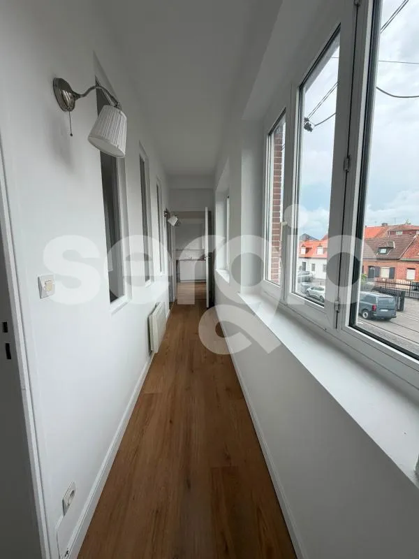 Hallway - Renovated Flat with Terrace in City Centre