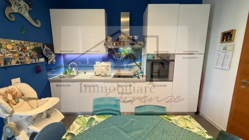 Cuisine - Trilocale with Balcony in Florence