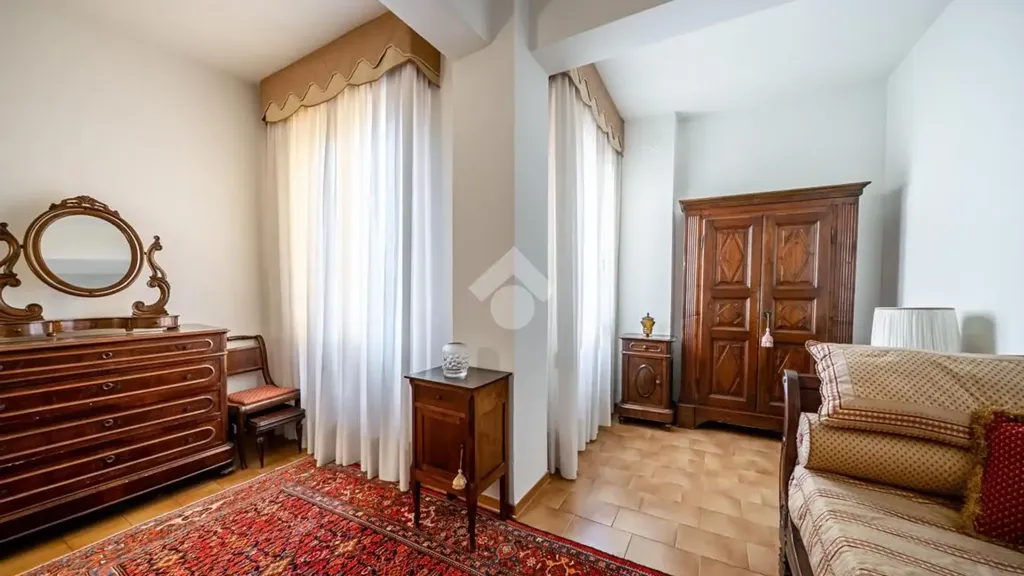 Chambres - Spacious Apartment with Garage in Rubiera Centre