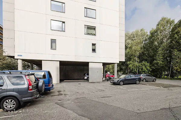 Garage - Apartment with Balcony and Parking in Mustamäe