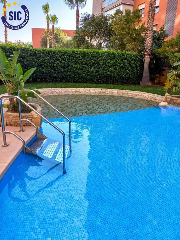 Bassein - Premium Penthouse with Pool in Mislata